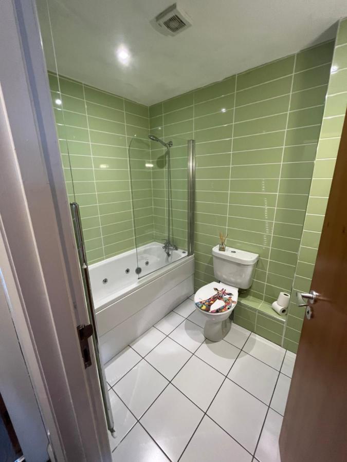 2 Ramore Ave Portrush Esterno foto